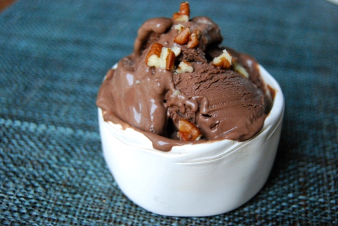 Chocolate Ice Cream with a touch of Whiskey - Glace au chocolat avec une pointe de whisky